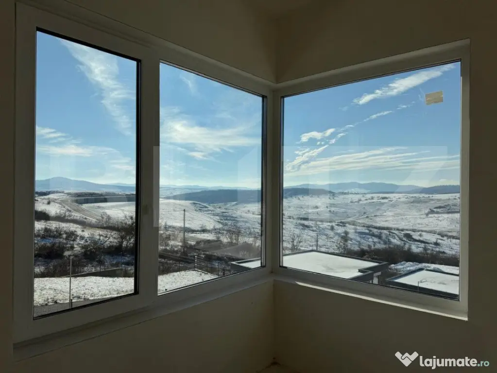 Casă nouă cu priveliște, 4 camere, zonă liniștită