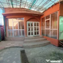 Casa cu 6 camere si garaj pretabil afacere zona Malu Rosu