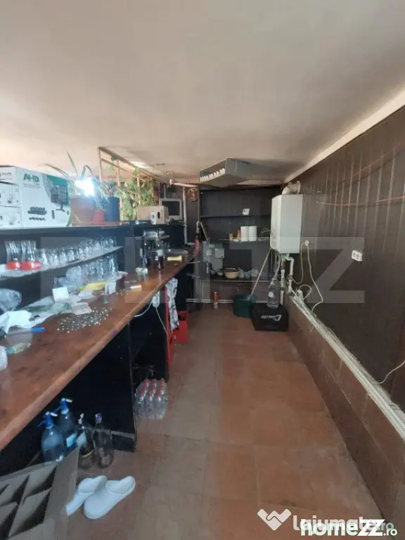 Spatiu Comercial cu 2 camere+beci, teren 400mp,zona Teleajen - Ploiesti (Prahova)