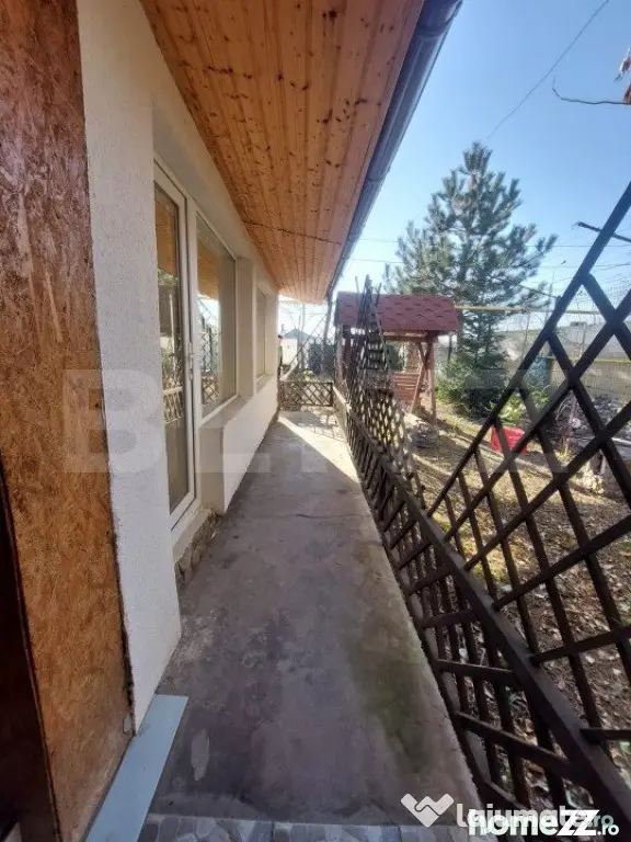 Spatiu Comercial cu 2 camere+beci, teren 400mp,zona Teleajen - Ploiesti (Prahova)
