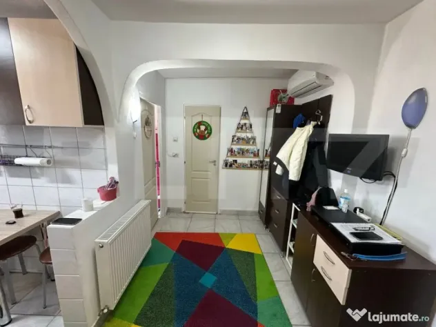 Apartament de vanzare, cu 2 camere, 49 mp, zona Nicolae Balc