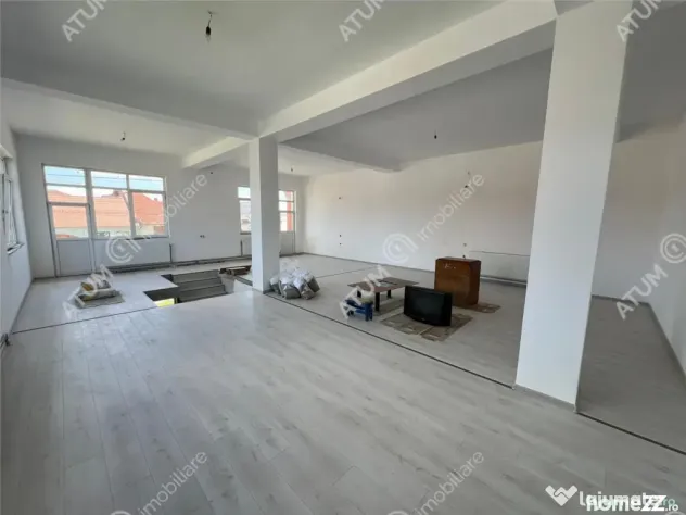 Casa la cheie cu 200 mp utili P E si curte 250 mp zona Guste