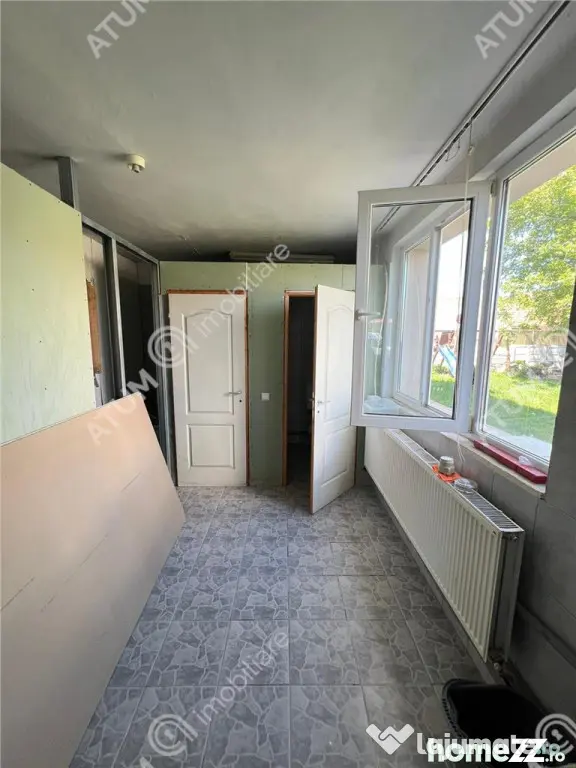 Casa la cheie cu 200 mp utili P E si curte 250 mp zona Guste