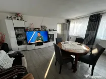 ????Casa de vanzare, cu 5 camere, 200 mp, Livezile