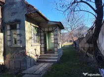 Vânzare Casă în Săcele - Locuință cu Teren Generos cu