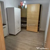 3 Camere Premium, Timpuri Noi, Curte