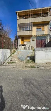 Casa de vanzare, zona str.Ecaterina Teodoroiu/Dealurile Oradiei