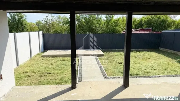 Jumatate de duplex nou cu 4 camere,Parta - Parta (Timis)
