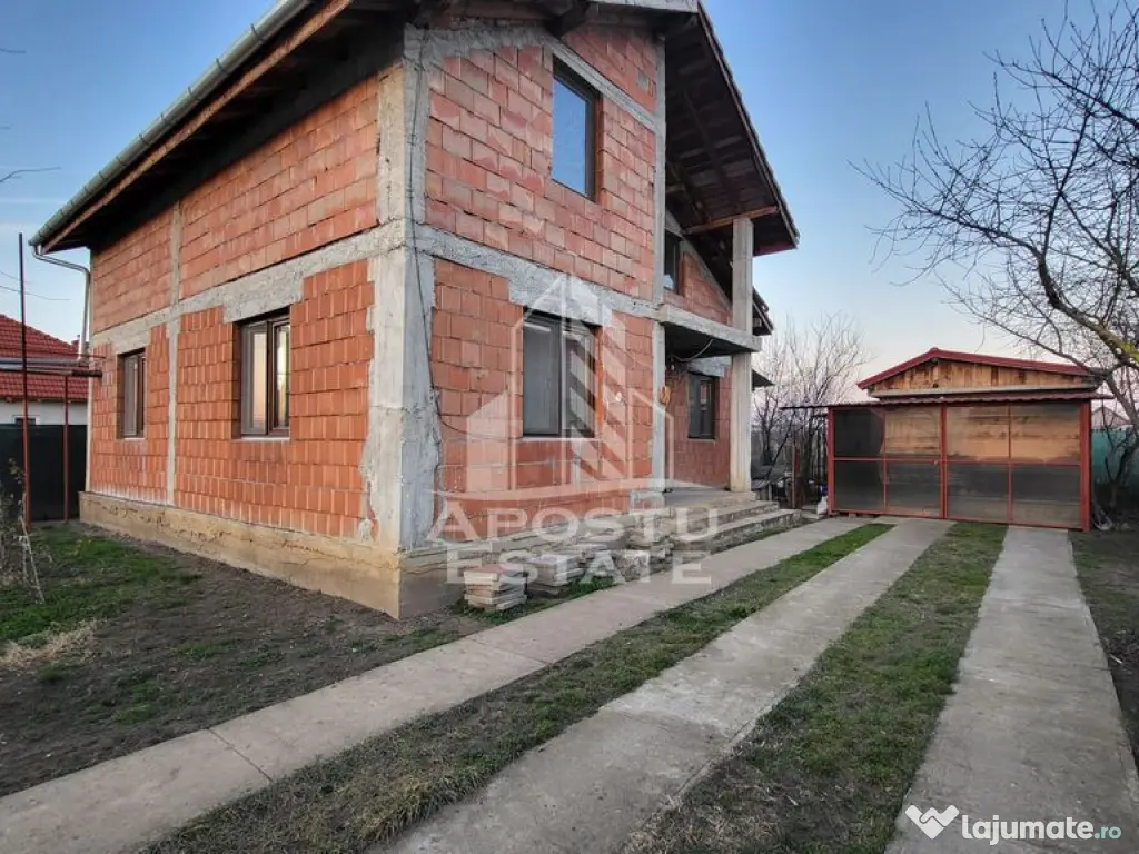 Casa individuala,190 mp utili,garaj si teren de 700 mp,Satchinez - Satchinez (Timis)
