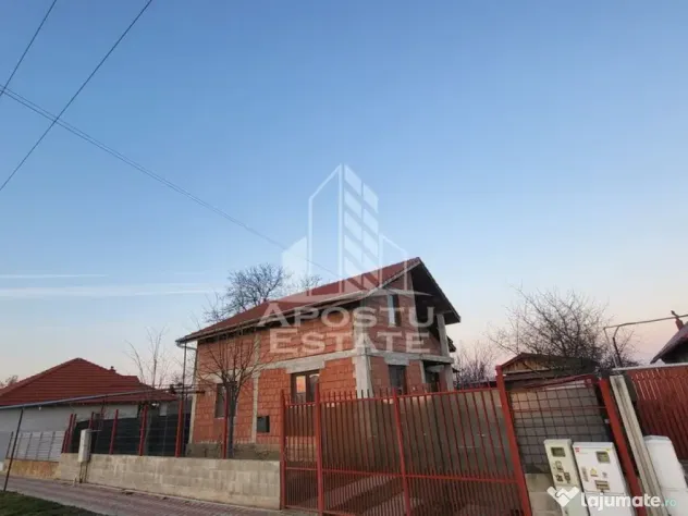 Casa individuala,190 mp utili,garaj si teren de 700 mp,Satchinez - Satchinez (Timis)