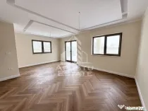 Duplex cu perete dublu, 4 camere si 3 bai finalizat, toate utilitatile