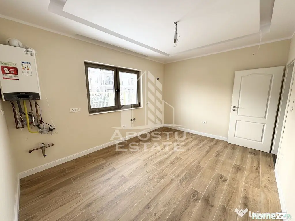 Duplex cu perete dublu, 4 camere si 3 bai finalizat, toate utilitatile - Giroc (Timis)
