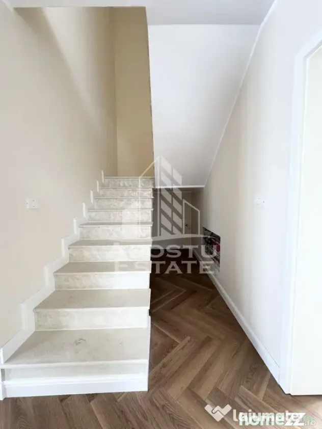 Duplex cu perete dublu, 4 camere si 3 bai finalizat, toate utilitatile - Giroc (Timis)