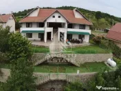 Casa individualapretabil pensiune pe Clisura Dunarii