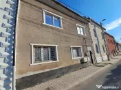 Resita Apartament la Casa,Etj.1 