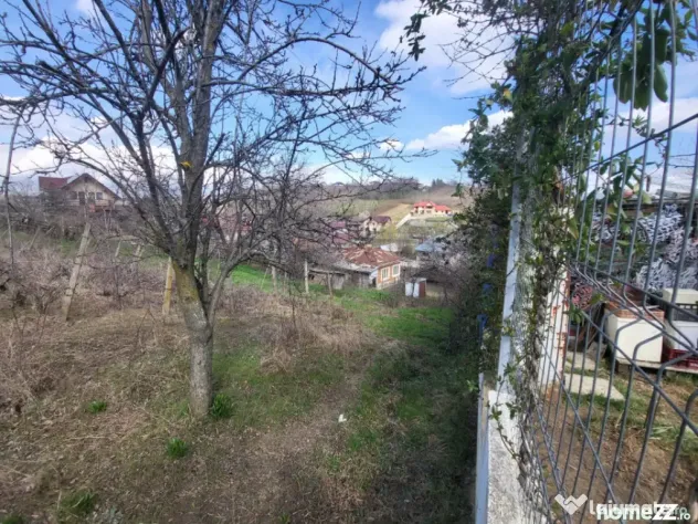 Rediu,Teren cu Utilitati Locatie cu priveliste