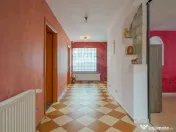 Casă cu garaj și panouri fotovoltaice – Codlea! 