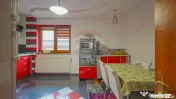 Casă cu garaj și panouri fotovoltaice – Codlea! 