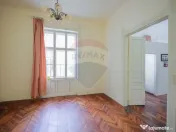 Casă de Vânzare cu 4 camere, Ultracentral - Cuza Vodă 