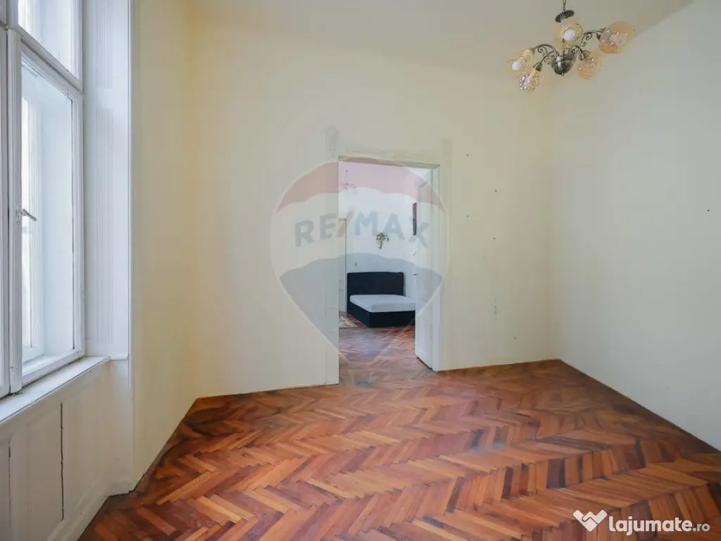 Casă de Vânzare cu 4 camere, Ultracentral - Cuza Vodă