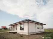 Casă / Vilă cu 4 camere de vânzare 