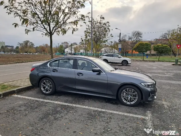 BMW 330i Luxury Line