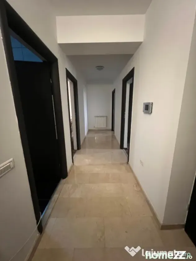 Vila impresionanta P+3, Bulevardul Mamaia, zona Tomis II - Constanta (Constanta)