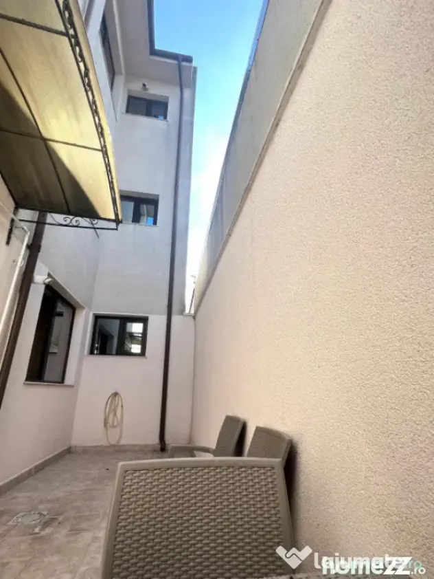Vila impresionanta P+3, Bulevardul Mamaia, zona Tomis II - Constanta (Constanta)