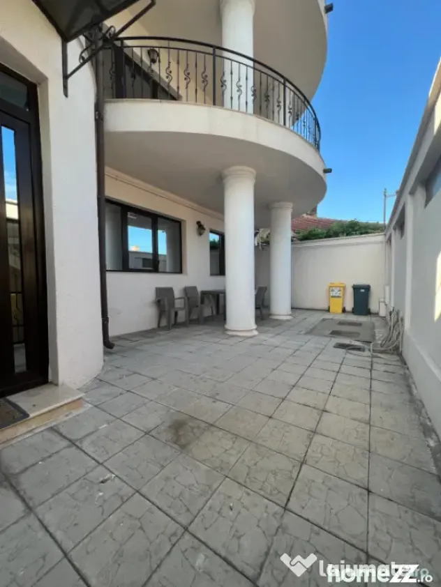 Vila impresionanta P+3, Bulevardul Mamaia, zona Tomis II - Constanta (Constanta)