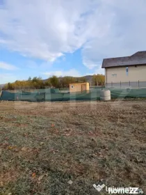 Teren intravilan, de vanzare, 730 mp, zona Viforata