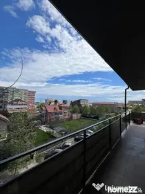 Apartament 3 camere de vânzare | Terasă mare și pod | Zon