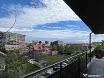 Apartament spațios cu terasă generoasă și pod – Zona E