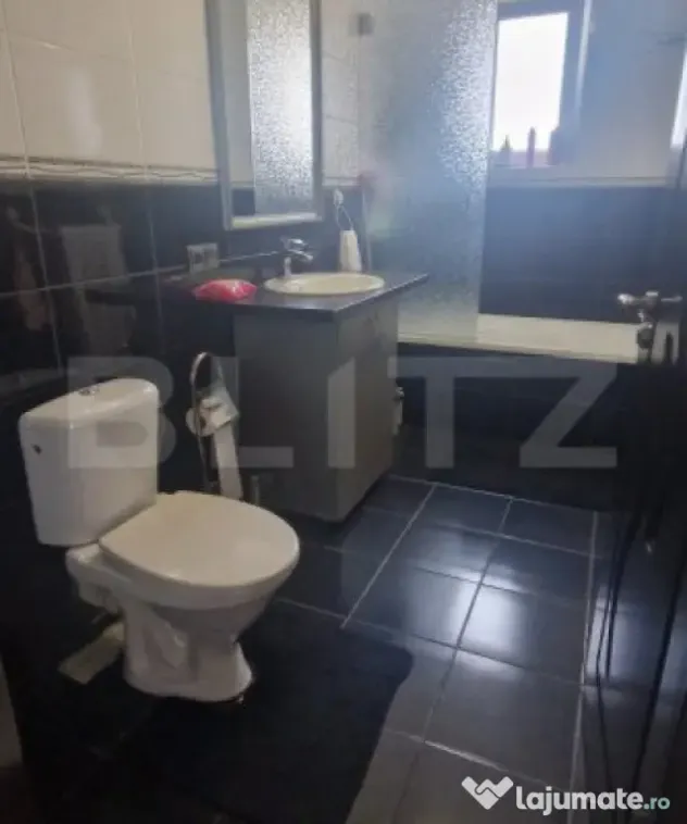 Apartament superb cu scara interioara