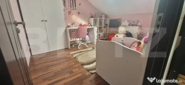 Apartament superb cu scara interioara