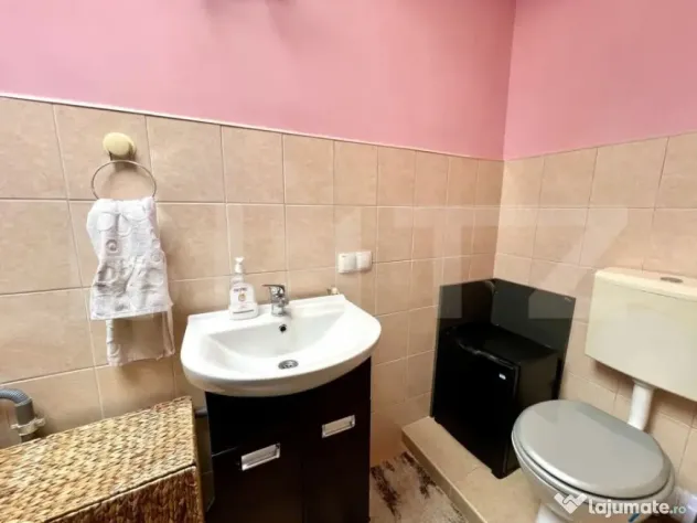 Apartament superb cu scara interioara