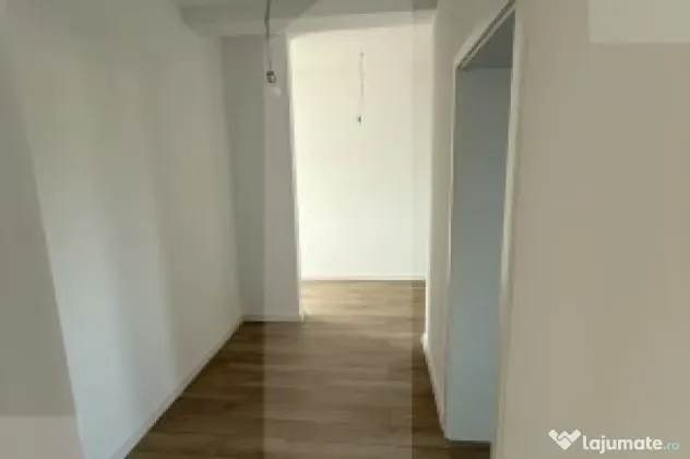 Casă de vânzare, cu 4 camere, 110 mp, zona Săcălaz