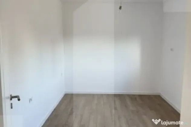 Casă de vânzare, cu 4 camere, 110 mp, zona Săcălaz