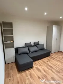 Garsonieră de închiriat în Tătărași – zona Flora, etaj 1