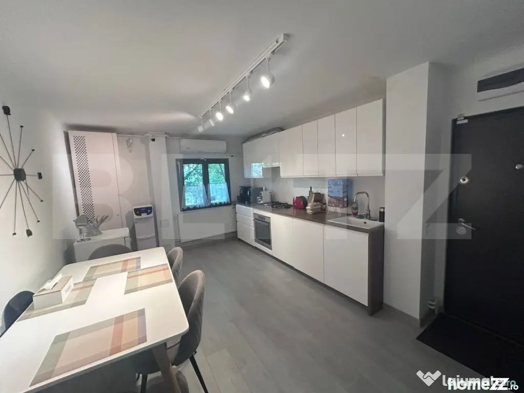 Apartament cu 4 camere, decomandat, etaj 1, 84,45 mp, zona - Craiova (Dolj)