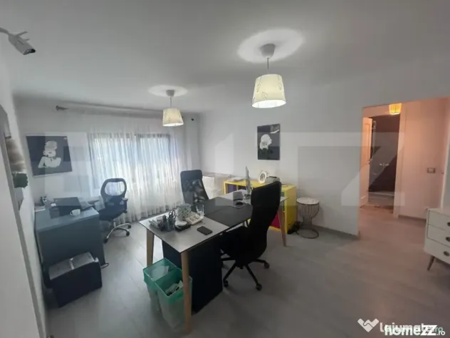 Apartament cu 4 camere, decomandat, etaj 1, 84,45 mp, zona - Craiova (Dolj)