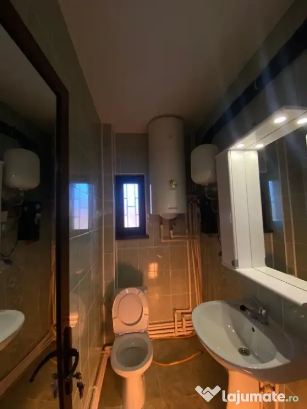 Casă 7 camere, beci 40mp, pod, curte, se acceptă muncitori (firmă)