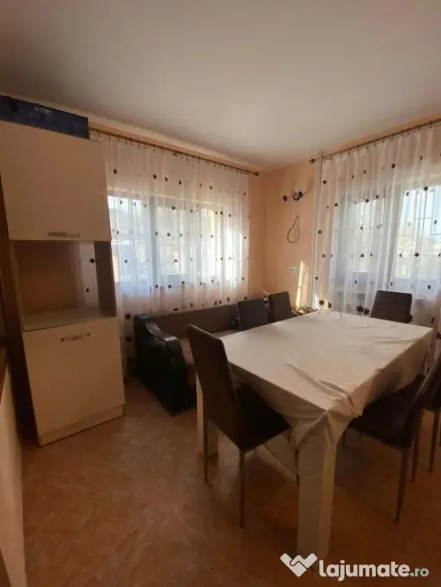 Casă 7 camere, beci 40mp, pod, curte, se acceptă muncitori (firmă)