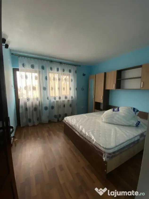 Casă 7 camere, beci 40mp, pod, curte, se acceptă muncitori (firmă)