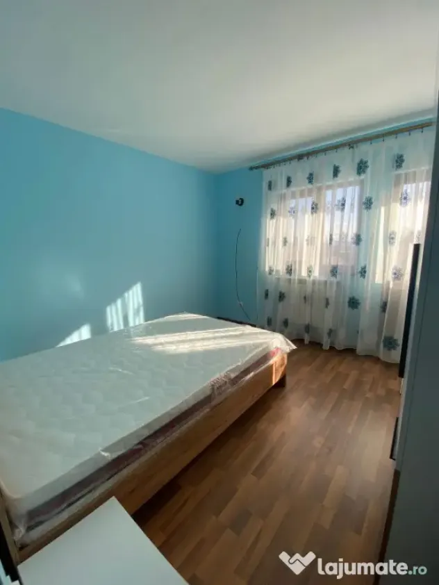Casă 7 camere, beci 40mp, pod, curte, se acceptă muncitori (firmă)