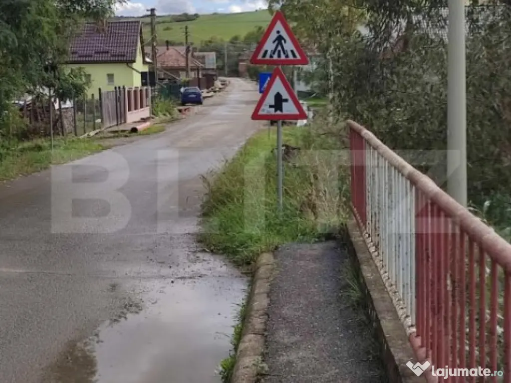 Teren extravilan de vanzare, 70 ari, utilitati, zona Simione