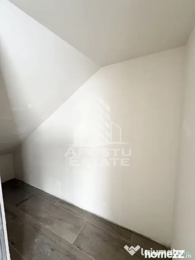 Case insiruite cu 3 camere, toate utilitatile, finalizat la asfalt. - Giroc (Timis)