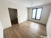 Case insiruite cu 3 camere, toate utilitatile, finalizat la asfalt.