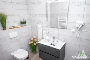 Apartament 2 camere, 50m de plaja , mobilat/utilat,lux, mode 