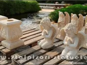 Set doi îngerași cu soclu, galben antichizat, model S27-S59. 