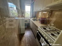 Apartament de vanzare, cu 3 camere, zona Micro 14